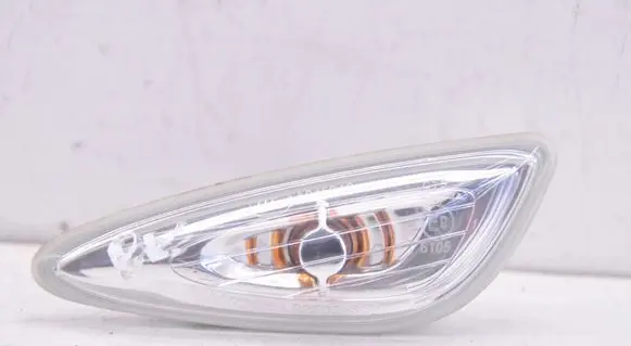 KIA Sportage Front fender indicator light 923033S0
