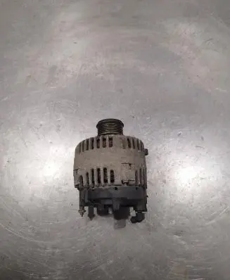 Volkswagen Golf Plus Generator/alternator 06F903023C