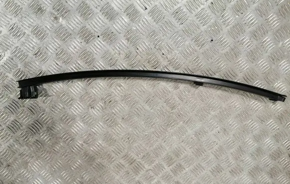 Toyota Avensis T270 Front door windshield rail 6740220270