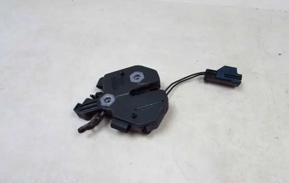 Volvo XC70 Engine bonnet/hood lock/catch 30799688 52169