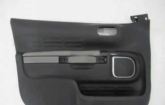 Citroen C4 Cactus Front door card panel trim