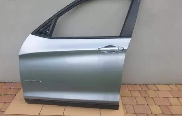 BMW X3 F25 Front door