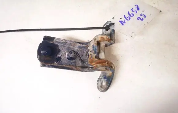 Toyota Yaris Front door upper hinge
