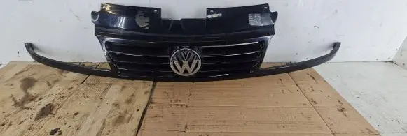 Volkswagen Sharan Front grill 95VW8200