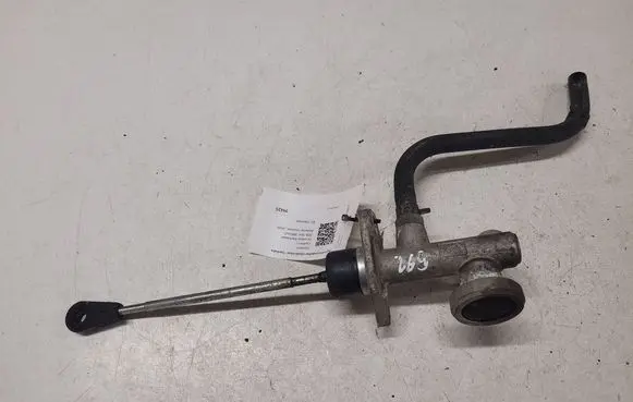 Chevrolet Captiva Clutch master cylinder C05100805