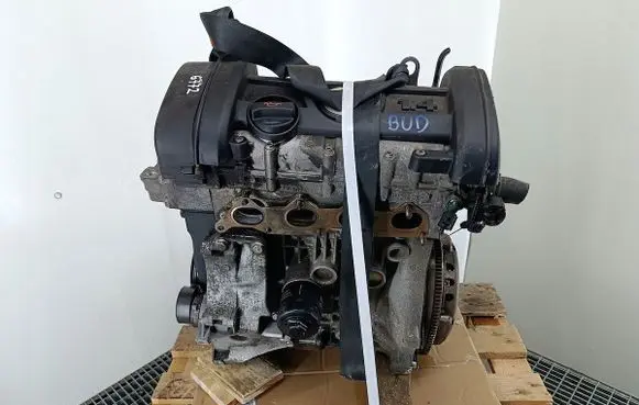 Volkswagen Golf V Engine BUD