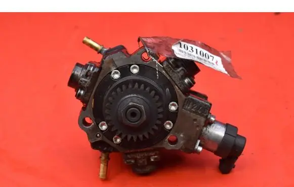 Renault Scenic III - Grand scenic III Fuel injection high pressure pump H8201045496