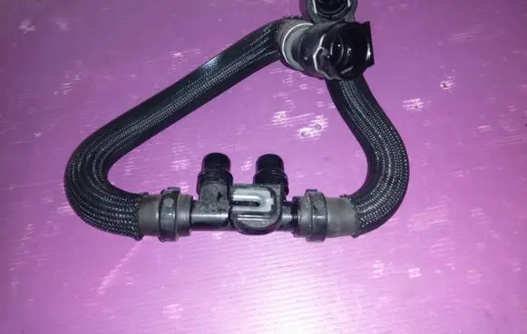 Peugeot 208 Engine coolant pipe/hose 729