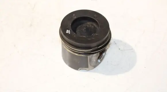 Piston