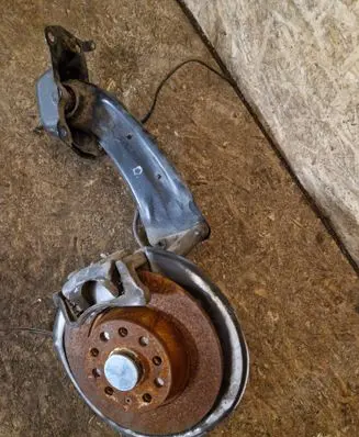 Volkswagen PASSAT B7 Rear wheel hub spindle/knuckle 