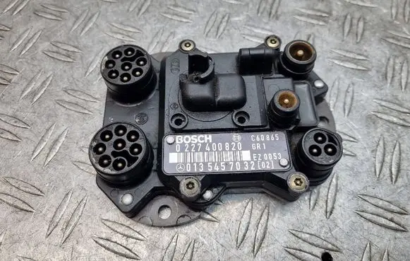 Mercedes-Benz S W140 Engine control unit/module 0135457032 0227400820