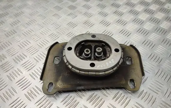 Opel Vivaro Gearbox mount 9673768680