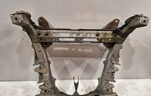 Renault Scenic I Front subframe