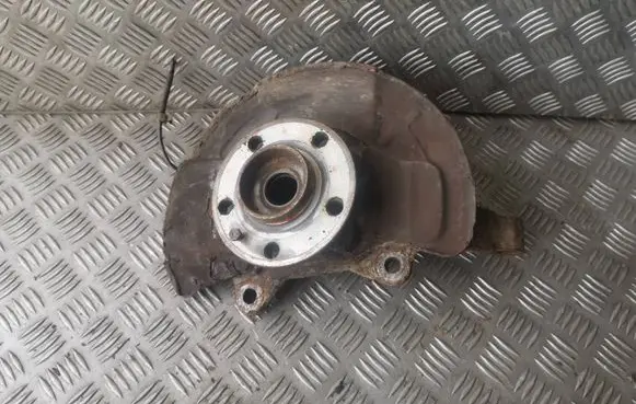 Volvo XC90 Front wheel hub 30636349 P30636349