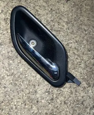 BMW 5 E39 Rear door interior handle 8226050