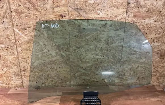 Audi A4 S4 B6 8E 8H Rear door window glass 43R001351