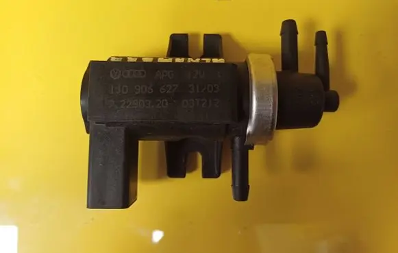 Seat Alhambra (Mk1) Turbo solenoid valve 1J0906627