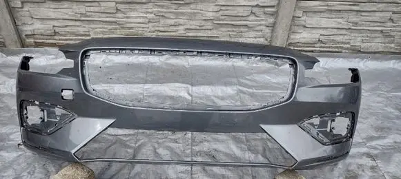 Volvo V60 Front bumper 31690589