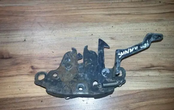 Nissan Sunny Engine bonnet/hood lock/catch