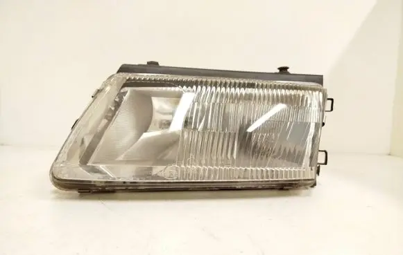 Volkswagen PASSAT B5 Headlight/headlamp E49375