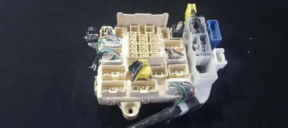 Lexus LS 460 - 600H Fuse box set