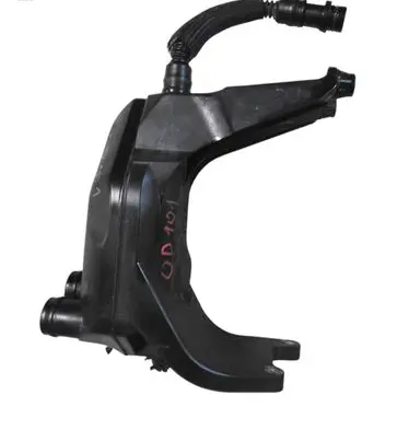 Mercedes-Benz CLA C117 X117 W117 Oil breather separator A1330105600