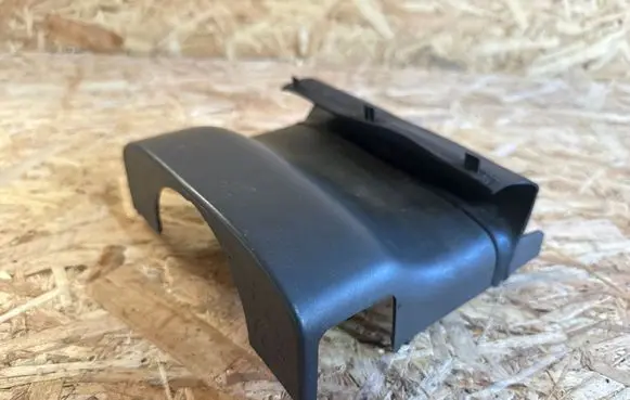 Volvo S60 Steering wheel column trim 1282846