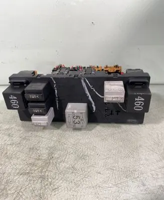 Volkswagen Golf V Comfort/convenience module 3C8937049D F005V00744