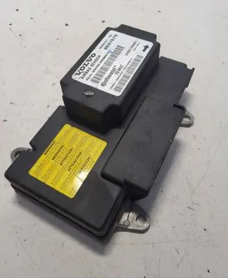 Volvo V50 Airbag control unit/module 8697679