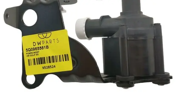 Volkswagen Golf VIII Water pump 5Q0965561B