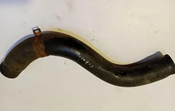 Chrysler Grand Voyager IV Intercooler hose/pipe