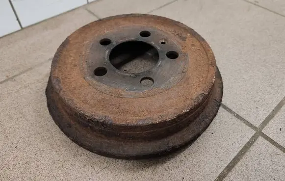 Skoda Fabia Mk1 (6Y) Drum brake (rear)