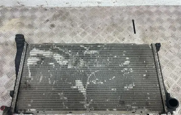 BMW 5 E39 Coolant radiator 24744