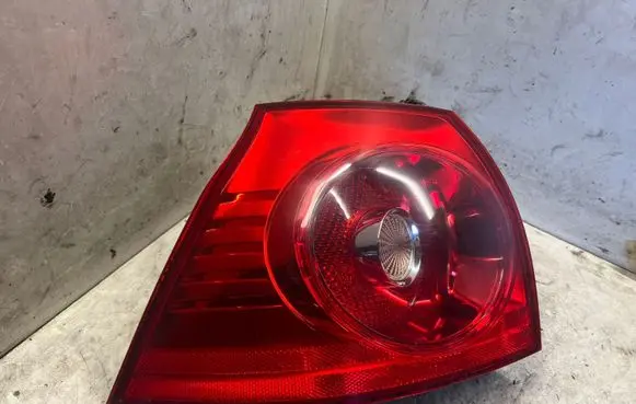 Rear/tail lights
