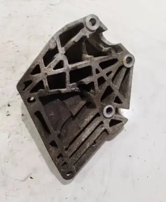 Ford Mondeo MK IV Engine mounting bracket 7S7Q3K738AC D12HD12