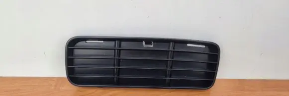 Volkswagen Caddy Front bumper lower grill 6K5853665A