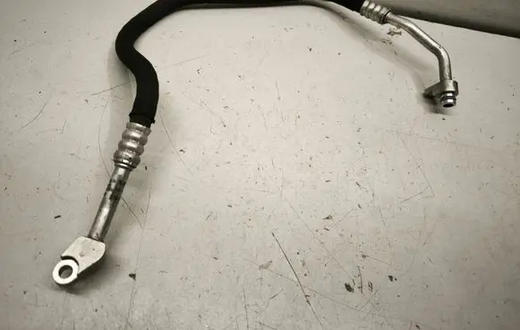Porsche Cayenne (9Y0 9Y3) Air conditioning (A/C) pipe/hose 9Y0816721L
