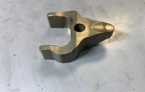 BMW 5 F10 F11 Fuel Injector clamp holder 13537797881 13538578607