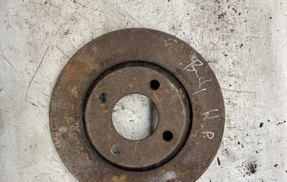 Volkswagen PASSAT B4 Front brake disc
