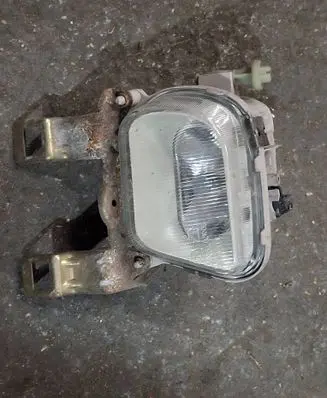 Mercedes-Benz E W210 Front fog light 0305050001