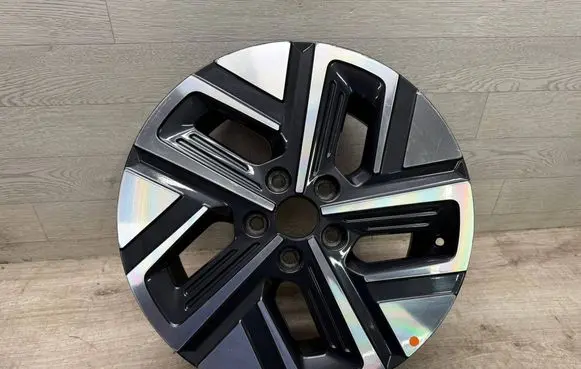 Hyundai Kona I R17 alloy rim 52910DD100
