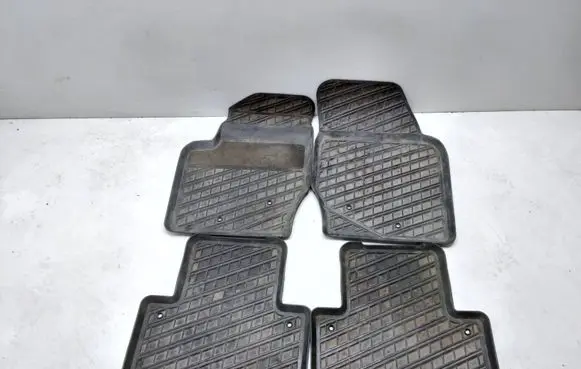 Volvo XC90 Car floor mat set 08641596 08641601 08641602