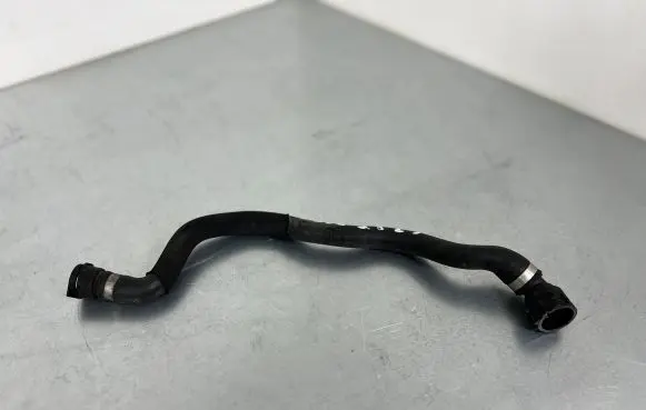 BMW 5 GT F07 Engine coolant pipe/hose