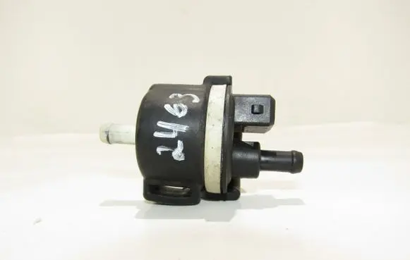 Volkswagen PASSAT B5.5 Turbo solenoid valve 058133459F