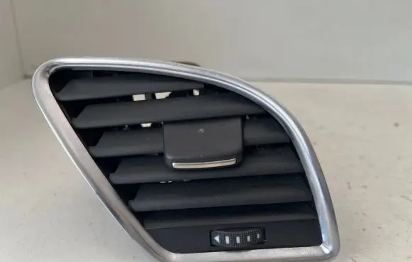 Audi A5 Sportback 8TA Dashboard side air vent grill/cover trim 8T1820902B