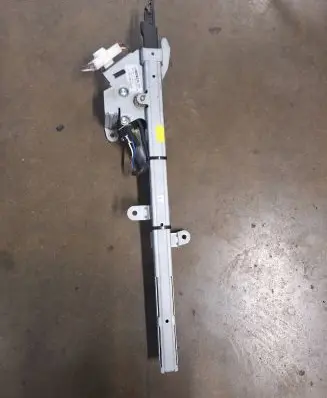 Mercedes-Benz CLK A209 C209 Seat belt adjustment motor 2038600282 0132004319