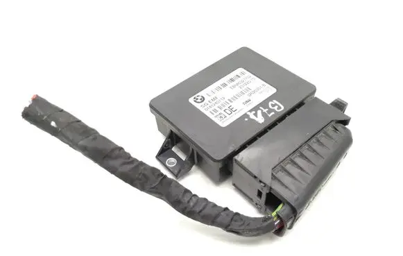 BMW 5 F10 F11 Hand brake control module 6863277 32620301B 0141240712