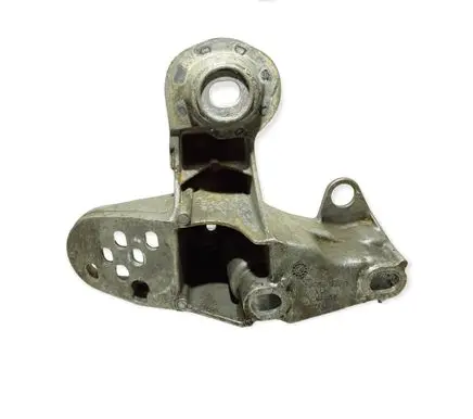 Audi A4 S4 B6 8E 8H Engine mounting bracket 8e0199351