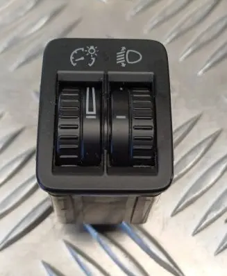 Volkswagen PASSAT B6 Headlight level height control switch 3C0941333A