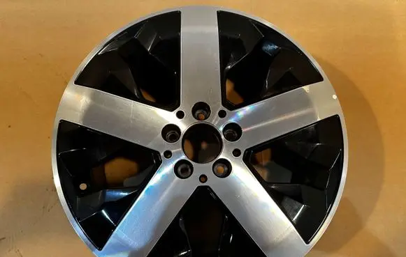 Mercedes-Benz GLB x247 R18 alloy rim 
